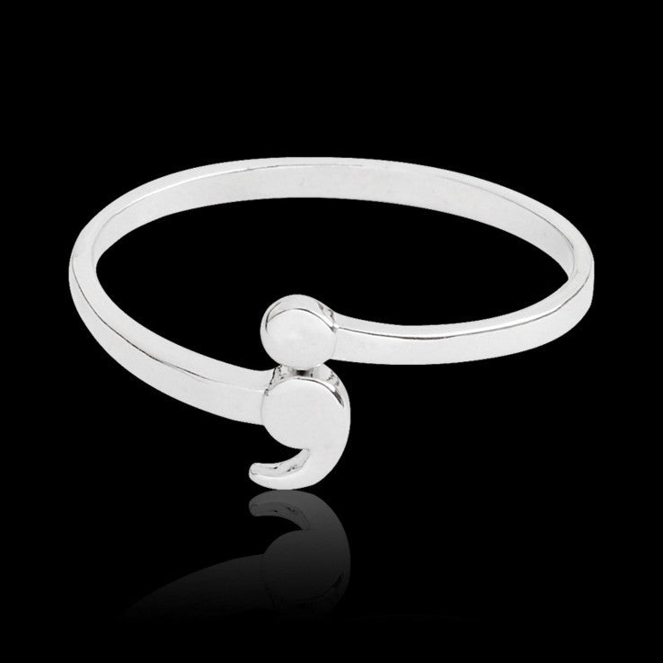 Silver-tone semicolon ring – photo 3