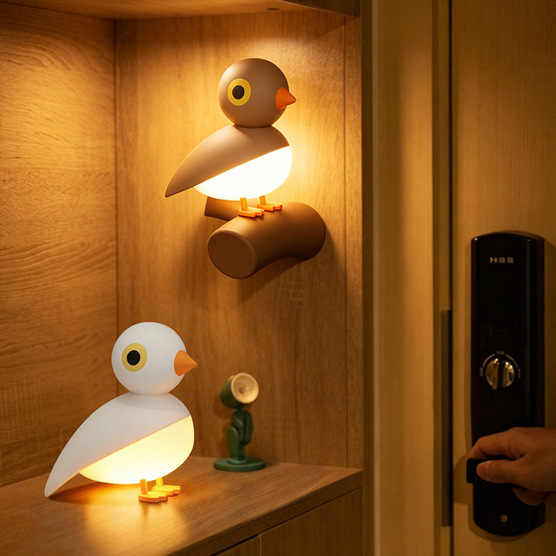 Brown bird motion-sensor night light on a branch base – photo 3