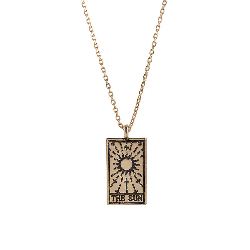 Vintage gold-tone tarot charm necklace – photo 4
