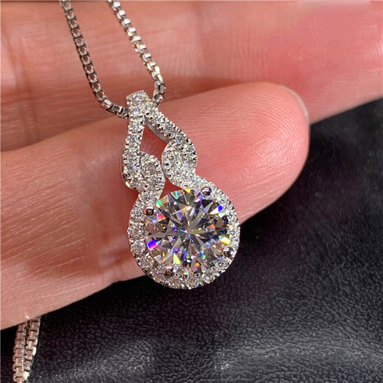 Sparkling round halo pendant necklace on a silver-tone chain – photo 2